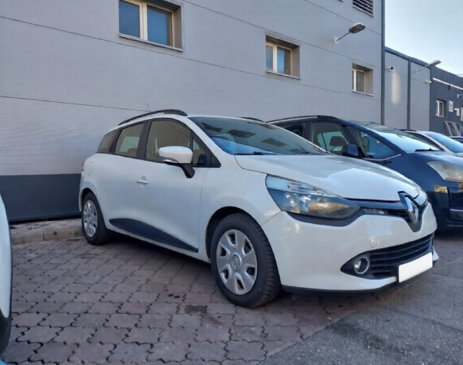 PRODAJA: Renault Clio 4 karavan – 2014. godište
